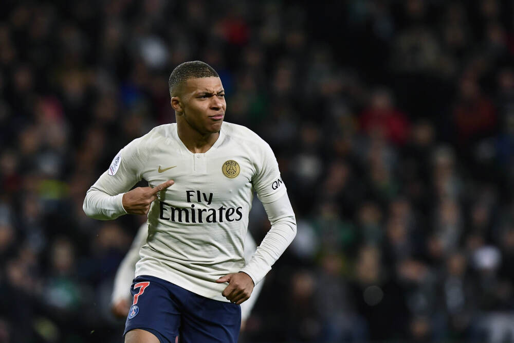 “把旧电脑的电源改装成电池充电器——你从没见过这种方法”